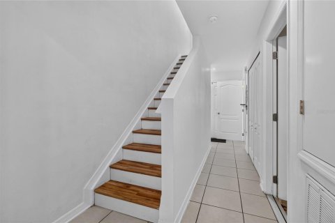 Townhouse in Lakeland, Florida 3 bedrooms, 164.53 sq.m. № 2120614 - photo 26