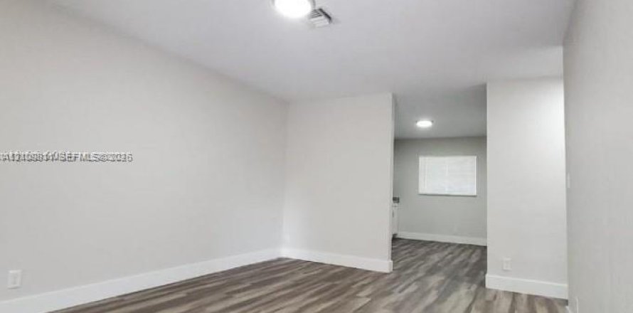 Appartement à Pompano Beach, Floride 2 chambres, 74.32 m2 № 2425040