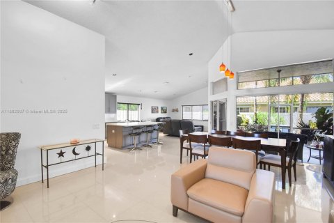 Casa en venta en Weston, Florida, 4 dormitorios, 215.72 m2 № 1929707 - foto 14