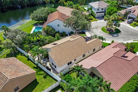 Casa en venta en Weston, Florida, 4 dormitorios, 215.72 m2 № 1929707 - foto 29