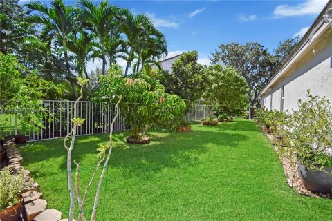 Casa en venta en Weston, Florida, 4 dormitorios, 215.72 m2 № 1929707 - foto 28
