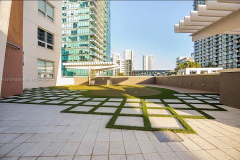 Condominio en venta en Miami, Florida, 1 dormitorio, 70.14 m2 № 1704606 - foto 16