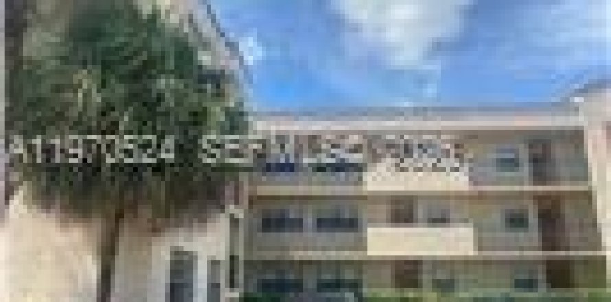 Condo in Miramar, Florida, 2 bedrooms  № 2032066