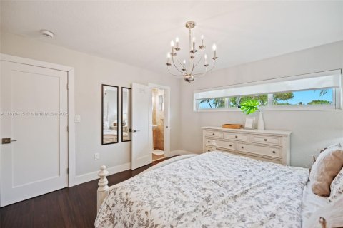 Casa en venta en Cutler Bay, Florida, 4 dormitorios, 124.86 m2 № 1898204 - foto 13