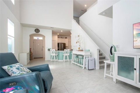 Townhouse in Brandon, Florida 3 bedrooms, 172.8 sq.m. № 2117212 - photo 18