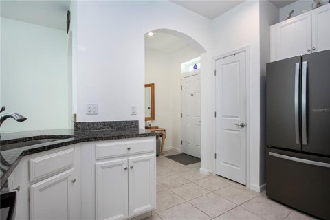 Townhouse in Brandon, Florida 3 bedrooms, 172.8 sq.m. № 2117212 - photo 30