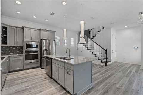 House in Celebration, Florida 3 bedrooms, 199.65 sq.m. № 1879053 - photo 11