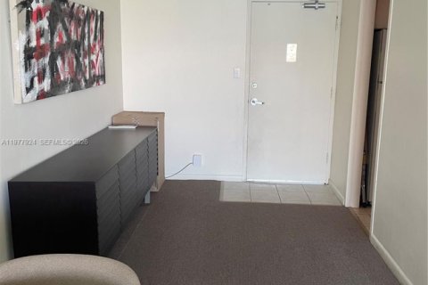 Купить кондоминиум в Майами-Бич, Флорида 1 спальня, 77.76м2, № 2042568 - фото 6