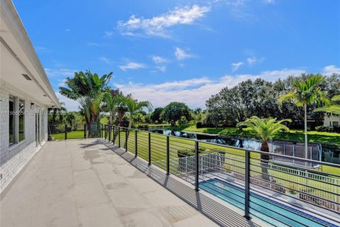 Villa ou maison à vendre à Davie, Floride: 6 chambres, 484.49 m2 № 2250276 - photo 22