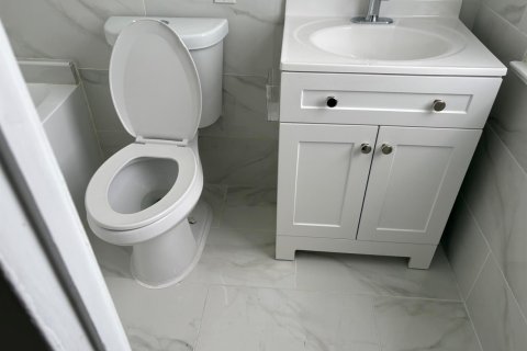 Appartement à louer à Hollywood, Floride: 1 chambre, 194.26 m2 № 2285985 - photo 15