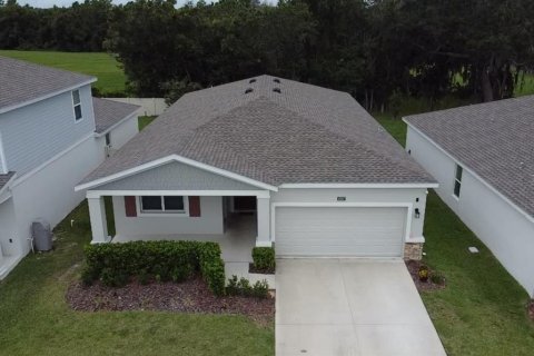 House in Kissimmee, Florida 4 bedrooms, 196.49 sq.m. № 2394096 - photo 2