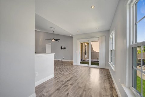 Condominio en alquiler en Orlando, Florida, 3 dormitorios, 132.2 m2 № 1883264 - foto 21