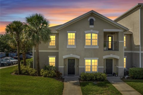 Condominio en alquiler en Orlando, Florida, 3 dormitorios, 132.2 m2 № 1883264 - foto 1