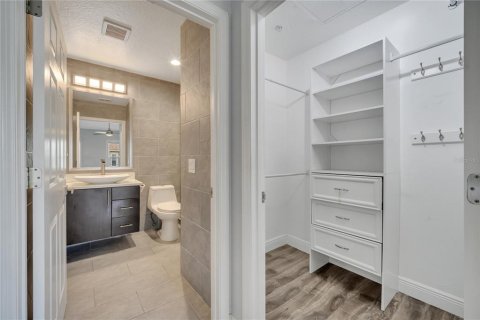 Condo in Orlando, Florida, 3 bedrooms  № 1883264 - photo 18