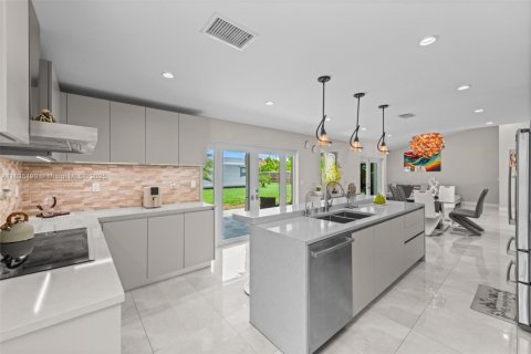 Casa en venta en Homestead, Florida, 4 dormitorios, 169.83 m2 № 1818330 - foto 14