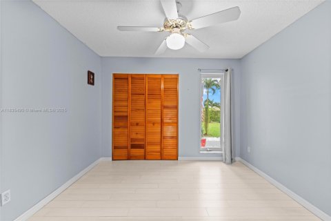 Casa en venta en Homestead, Florida, 4 dormitorios, 169.83 m2 № 1818330 - foto 21