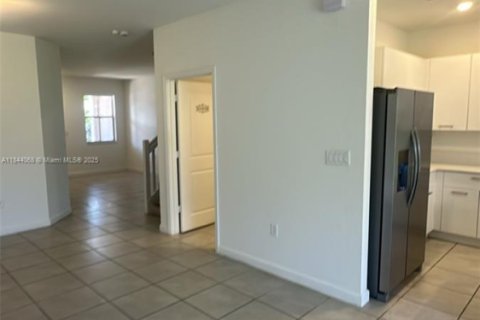 Condominio en venta en Miami, Florida, 3 dormitorios, 169.73 m2 № 1840881 - foto 2