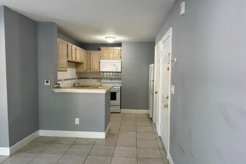Condo in Delray Beach, Florida, 1 bedroom  № 2275917 - photo 6