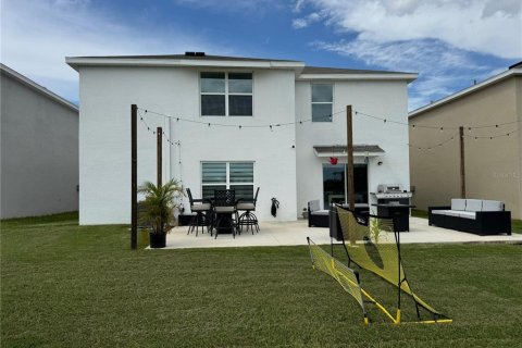 House in Zephyrhills, Florida 4 bedrooms, 220.27 sq.m. № 1913273 - photo 30