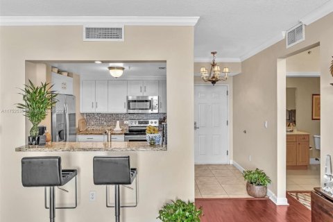 Condo in Miami, Florida, 2 bedrooms  № 1696646 - photo 20
