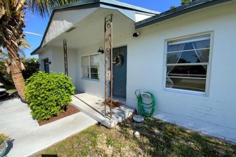 Villa ou maison à vendre à North Lauderdale, Floride: 3 chambres, 103.68 m2 № 2085148 - photo 6