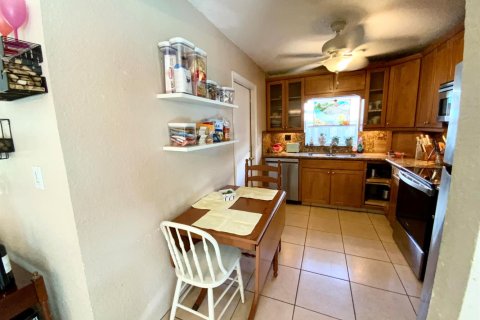 Villa ou maison à vendre à North Lauderdale, Floride: 3 chambres, 103.68 m2 № 2085148 - photo 20