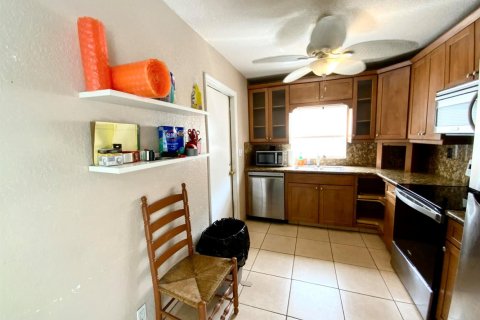 Villa ou maison à vendre à North Lauderdale, Floride: 3 chambres, 103.68 m2 № 2085148 - photo 21
