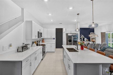Adosado en venta en Zephyrhills, Florida, 3 dormitorios, 215.44 m2 № 2354781 - foto 7