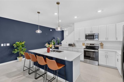 Adosado en venta en Zephyrhills, Florida, 3 dormitorios, 215.44 m2 № 2354781 - foto 10