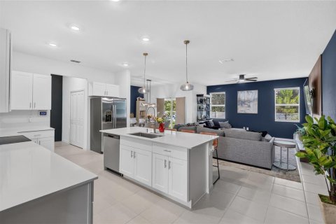 Adosado en venta en Zephyrhills, Florida, 3 dormitorios, 215.44 m2 № 2354781 - foto 6