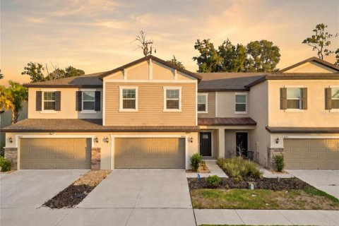 Adosado en venta en Zephyrhills, Florida, 3 dormitorios, 215.44 m2 № 2354781 - foto 2