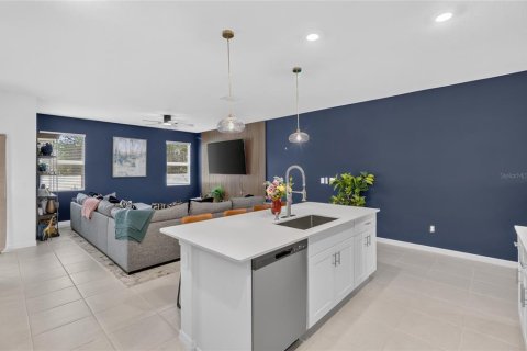 Adosado en venta en Zephyrhills, Florida, 3 dormitorios, 215.44 m2 № 2354781 - foto 13