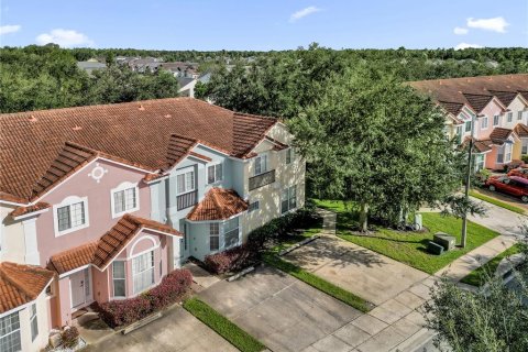 Townhouse in Kissimmee, Florida 4 bedrooms, 152.55 sq.m. № 2388379 - photo 3