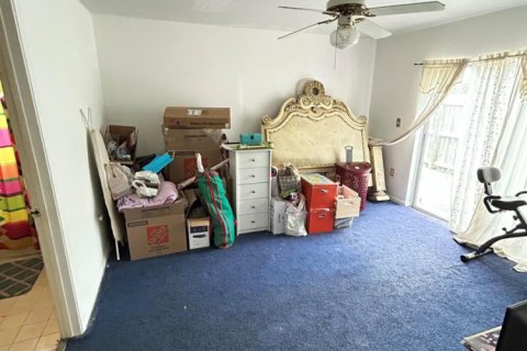 House in Miami, Florida 3 bedrooms, 117.43 sq.m. № 2192719 - photo 19