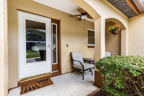 House in The Villages, Florida 3 bedrooms, 219.25 sq.m. № 2362317 - photo 10