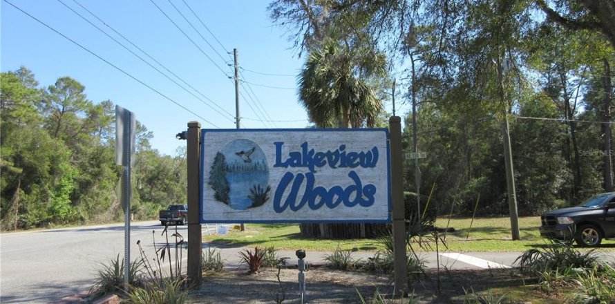 Land in Silver Springs Shores, Florida № 2394377