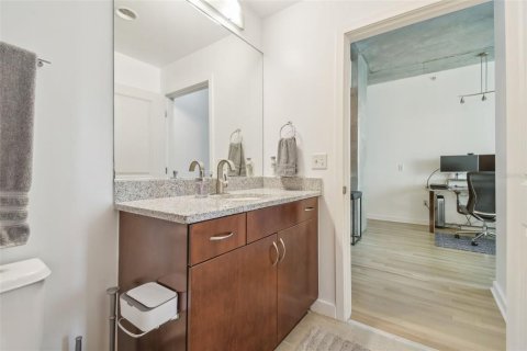 Condominio en venta en Tampa, Florida, 1 dormitorio, 65.4 m2 № 1745409 - foto 24