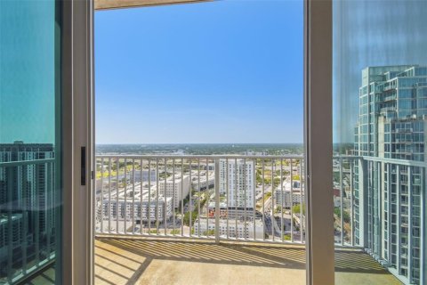 Condominio en venta en Tampa, Florida, 1 dormitorio, 65.4 m2 № 1745409 - foto 25
