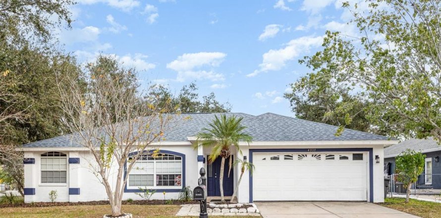 Casa en Bradenton, Florida 3 dormitorios, 172.52 m2 № 2151250