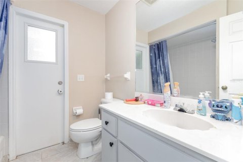 Casa en venta en Bradenton, Florida, 3 dormitorios, 172.52 m2 № 2151250 - foto 13