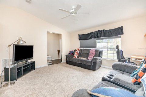 Casa en venta en Bradenton, Florida, 3 dormitorios, 172.52 m2 № 2151250 - foto 3