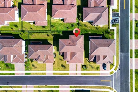 Casa en venta en Davie, Florida, 5 dormitorios, 361.2 m2 № 1728062 - foto 8
