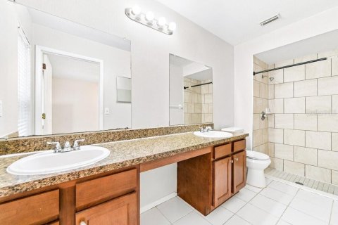 Villa ou maison à louer à Apopka, Floride: 3 chambres, 117.61 m2 № 2406610 - photo 12