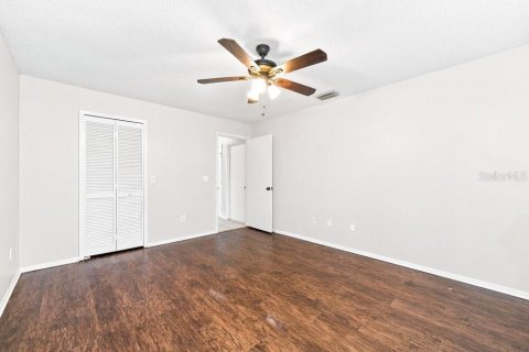 Villa ou maison à louer à Apopka, Floride: 3 chambres, 117.61 m2 № 2406610 - photo 10