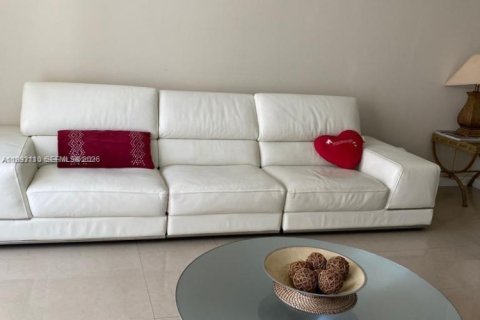 Снять в аренду кондоминиум в Авентура, Флорида 1 спальня, 78.13м2, № 2055602 - фото 3