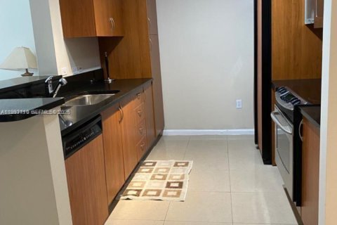 Снять в аренду кондоминиум в Авентура, Флорида 1 спальня, 78.13м2, № 2055602 - фото 4