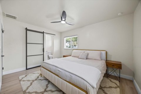 Casa en venta en Saint Petersburg, Florida, 4 dormitorios, 174.1 m2 № 2143076 - foto 29