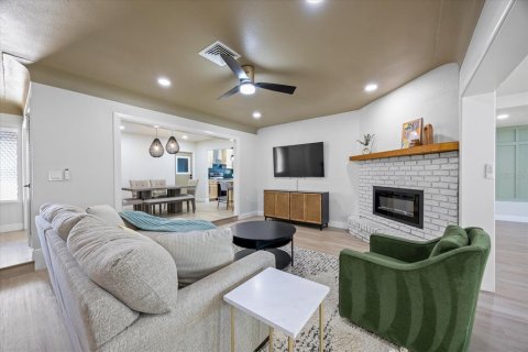 Casa en venta en Saint Petersburg, Florida, 4 dormitorios, 174.1 m2 № 2143076 - foto 17