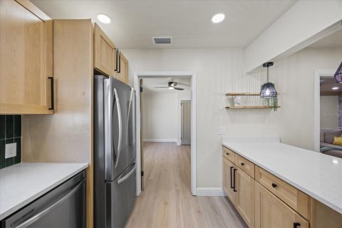 Casa en venta en Saint Petersburg, Florida, 4 dormitorios, 174.1 m2 № 2143076 - foto 26