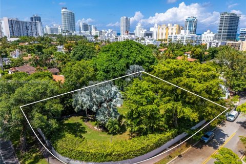 Terreno en venta en Miami Beach, Florida № 2016515 - foto 4
